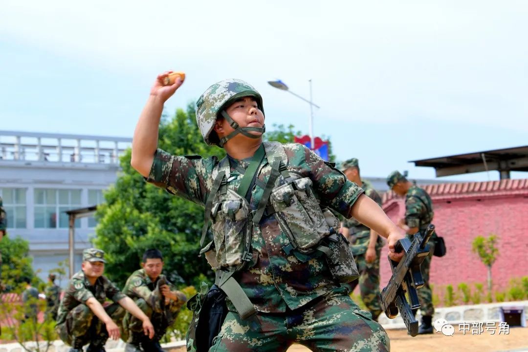 精彩大战,燃动心弦,雄鹰展翅欲飞的简单介绍