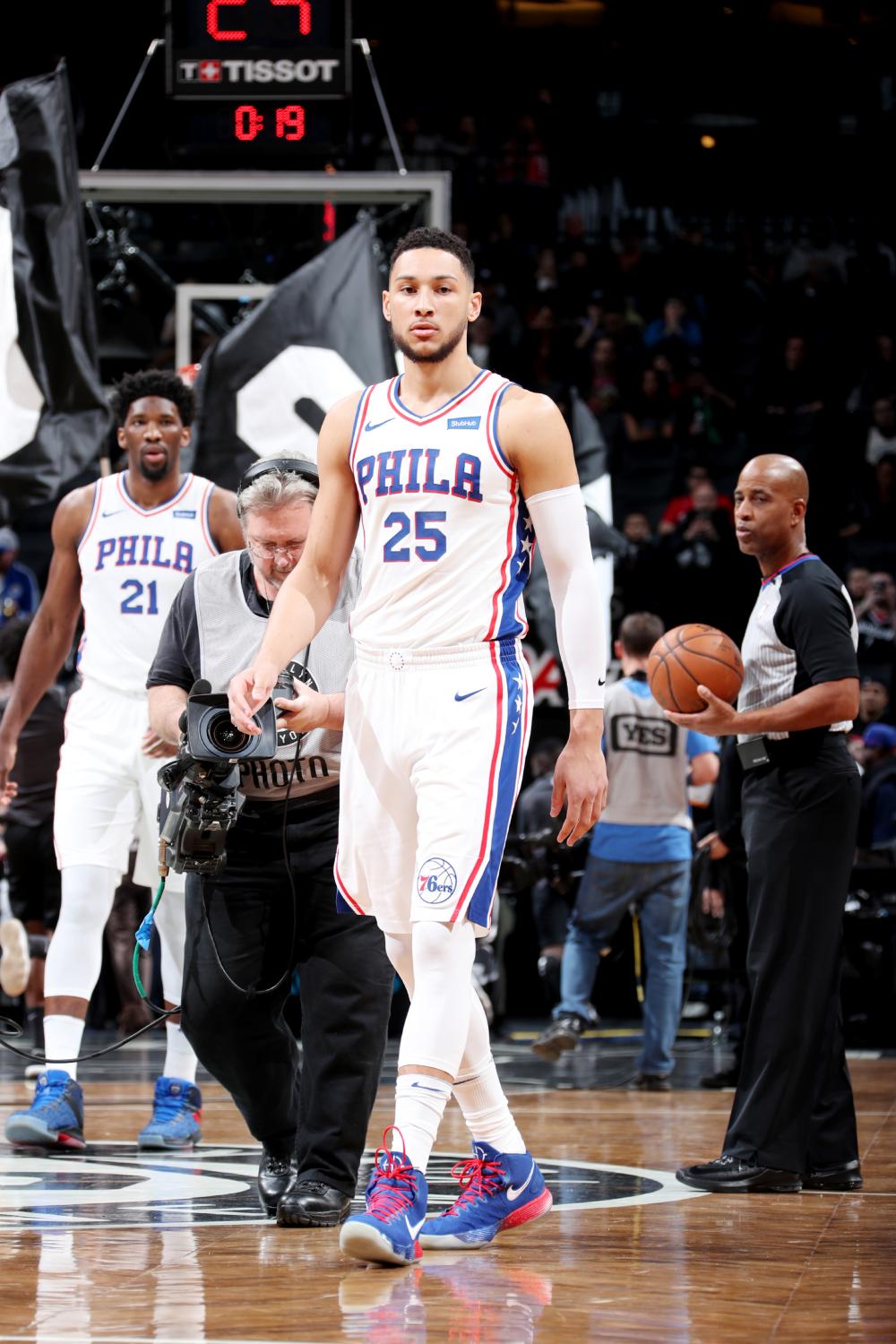 惊艳表现!新秀连续砍分,倾倒球迷的简单介绍