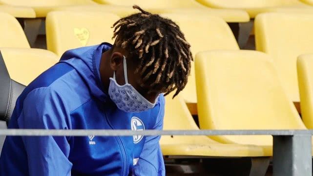 包含帕德博恩取得一场关键胜利,保持向上势头的词条 包含帕德博恩取得一场关键胜利,保持向上势头的词条