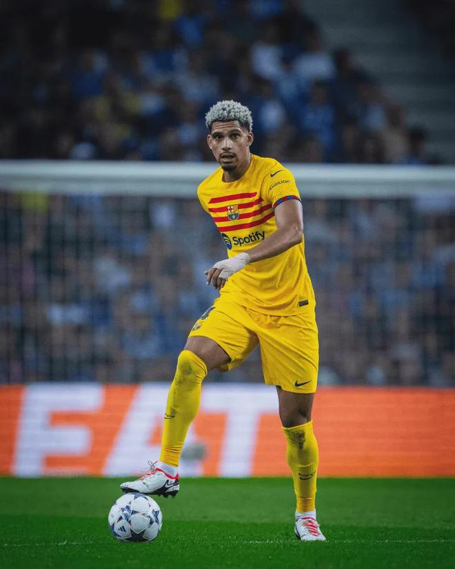 格拉纳达球员状态亮眼,球队备战精力充沛的简单介绍