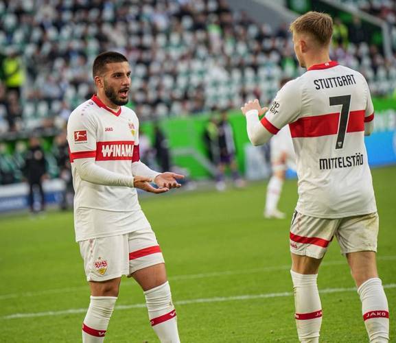 斯图加特主场惜败,球队遭遇低谷