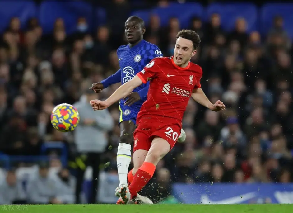 包含切尔西对阵AC米兰，双方难分伯仲的词条
