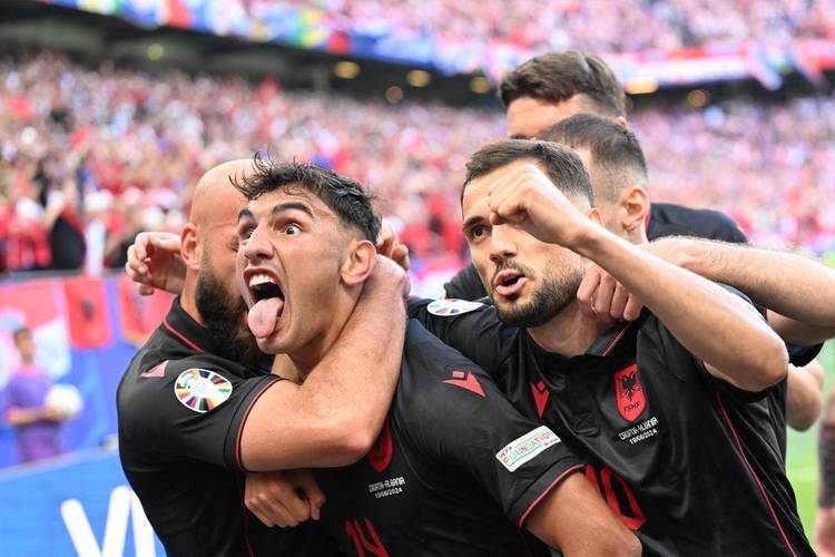 英格兰主场战胜阿尔巴尼亚,保持不败 英格兰主场战胜阿尔巴尼亚,保持不败