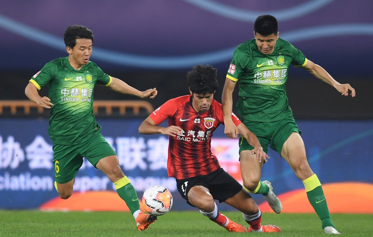 抢点必杀锋无敌，射门轨迹无懈可击的简单介绍