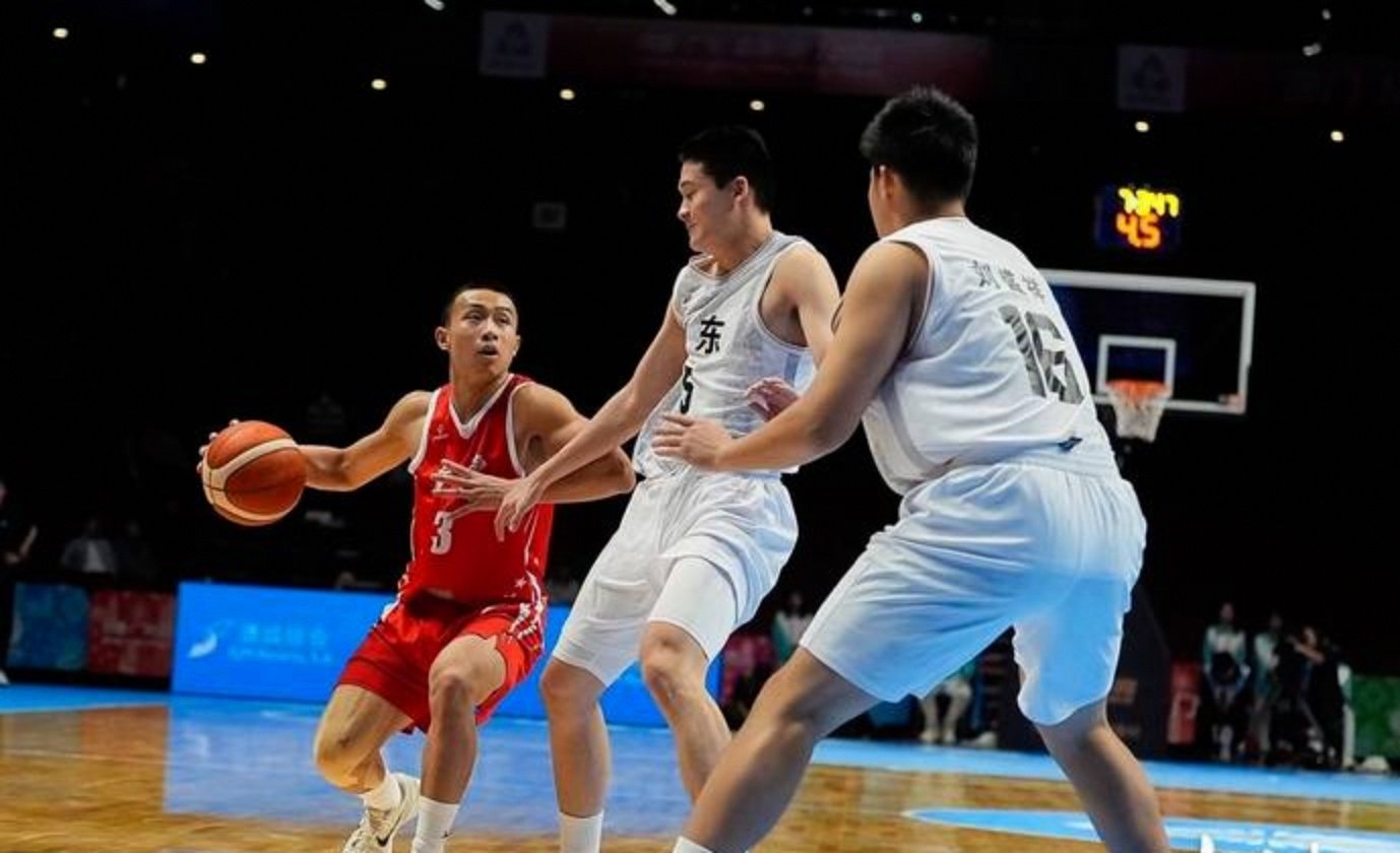 包含山东男篮惜败广东队,遗憾结束连胜的词条