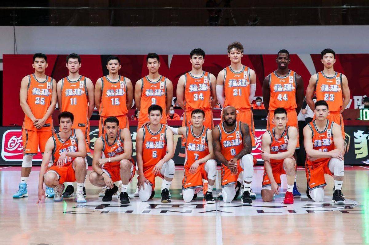 尼克斯队签下新外援,加强阵容深度 尼克斯队签下新外援,加强阵容深度