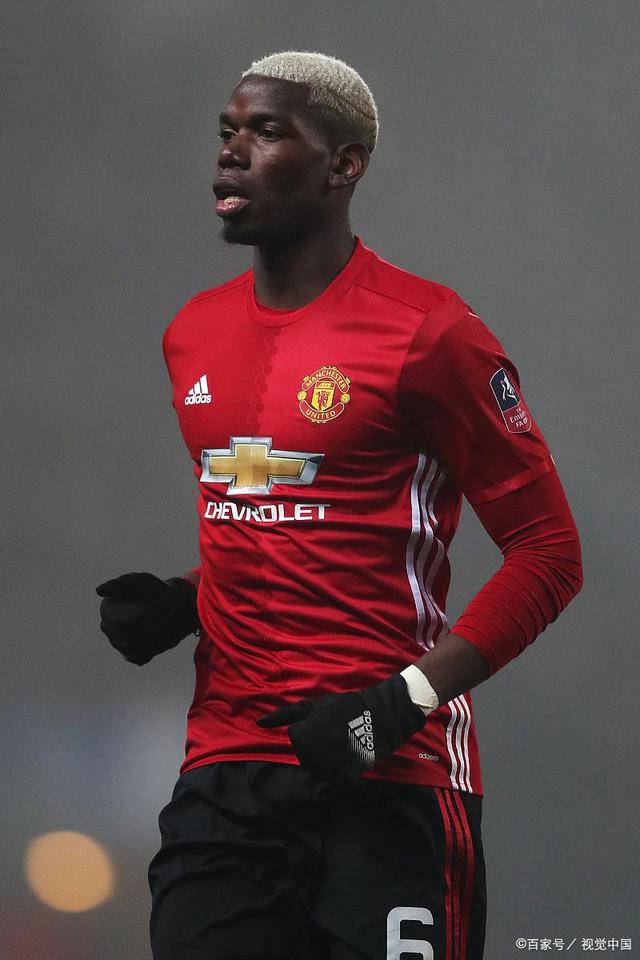 利兹联高居榜首，英超劲旅保持不败的简单介绍