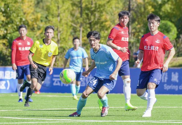 意大利联赛揭幕，劲旅角逐争夺荣誉