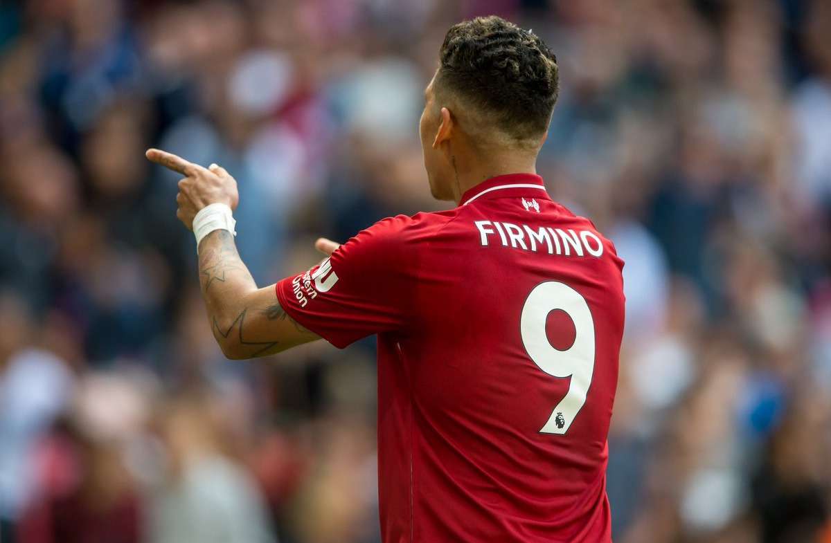 关于利物浦主场3:0大胜沃特福德,继续领跑的信息