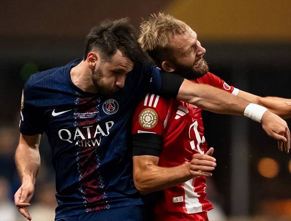 包含法国球队备战欧洲赛场,豪取四连胜的词条