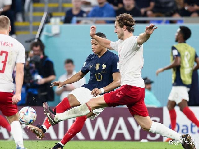 丹麦队提前出线,轻松击败摩尔多瓦队