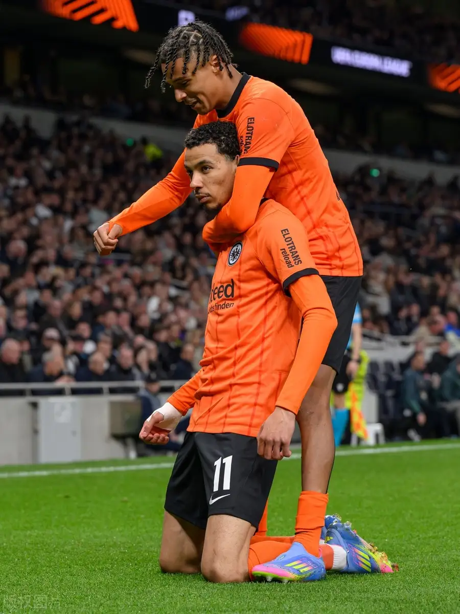 热刺客场不敌沃特福德，穆里尼奥面临新的考验