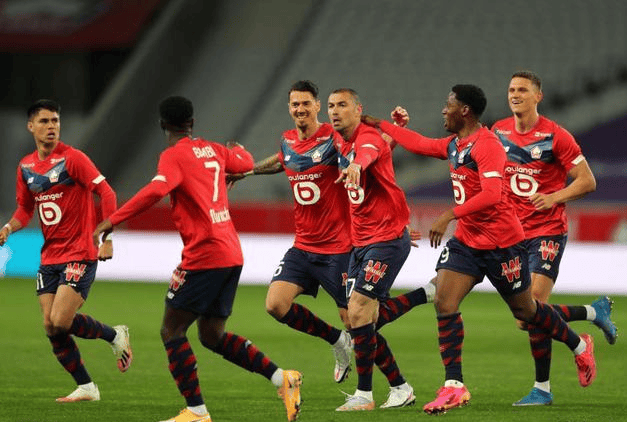 里尔主帅调整战术,球队迎来转折的简单介绍