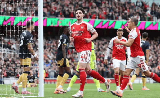 关于阿森纳主场3:3战平诺里奇,拉卡泽特连进两球的信息 关于阿森纳主场3:3战平诺里奇,拉卡泽特连进两球的信息