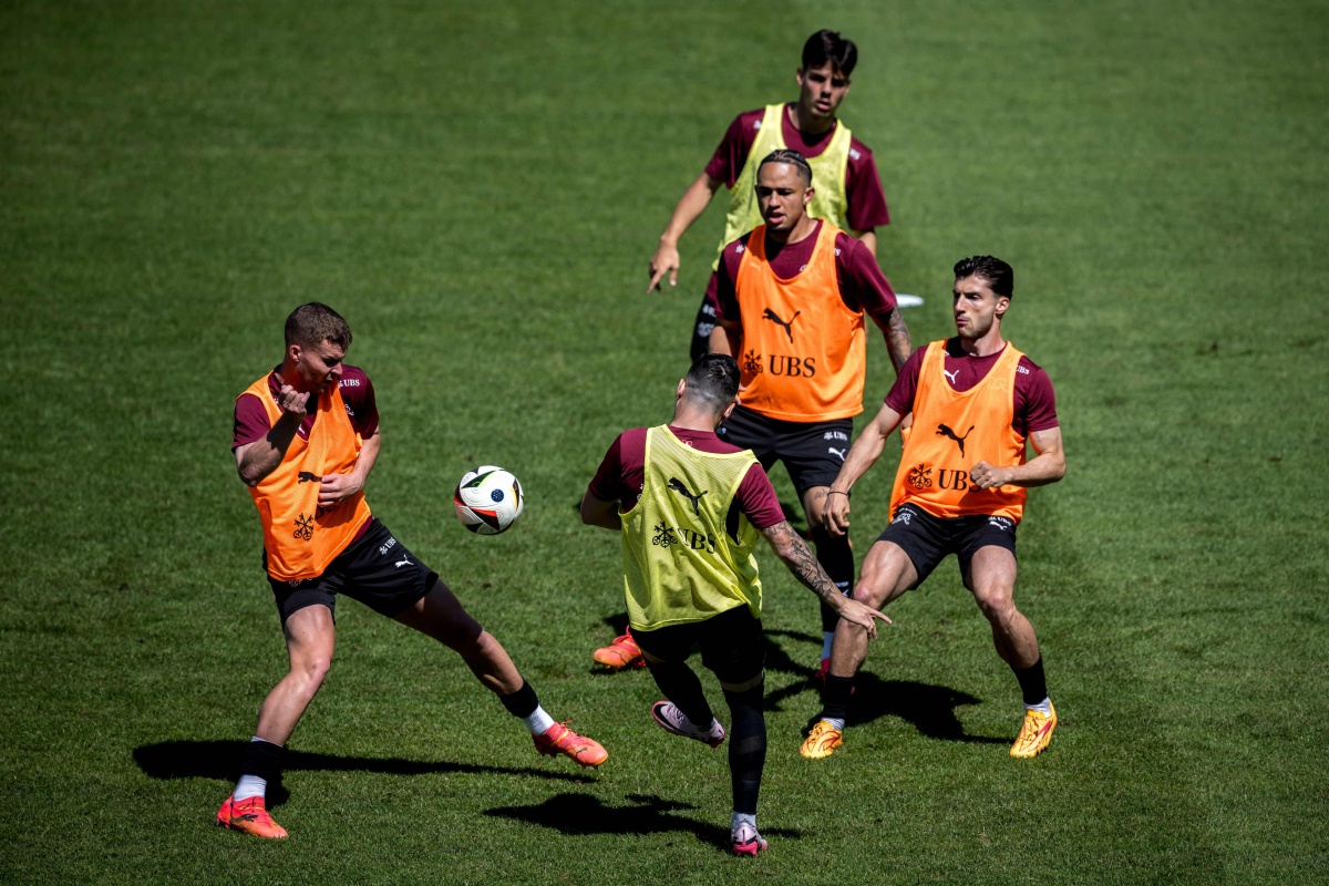 欧洲顶级球队备战下一轮国际比赛