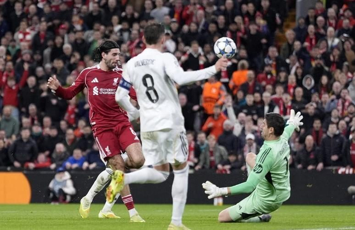 利物浦后防线稳固：连续零封对手的简单介绍