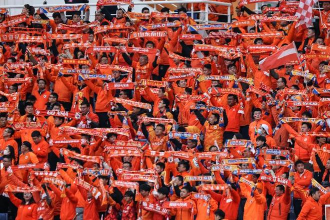 关于山东鲁能惨遭击败，亚冠小组赛三连败的信息