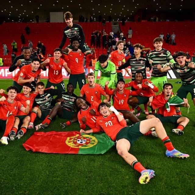 葡萄牙前锋连续破门,成为欧洲杯最佳射手候选 葡萄牙前锋连续破门,成为欧洲杯最佳射手候选