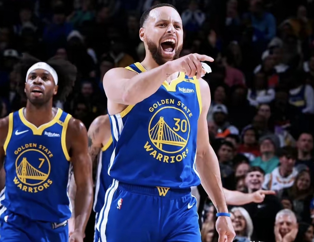 包含勇士队再次击败对手，保持不败纪录的词条